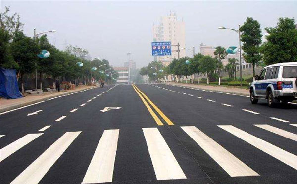 莎车标线涂料在莎车环氧地坪项目中的选择与应用